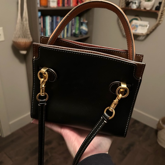 Tory Burch mini purse - never used! - Picture 2 of 3